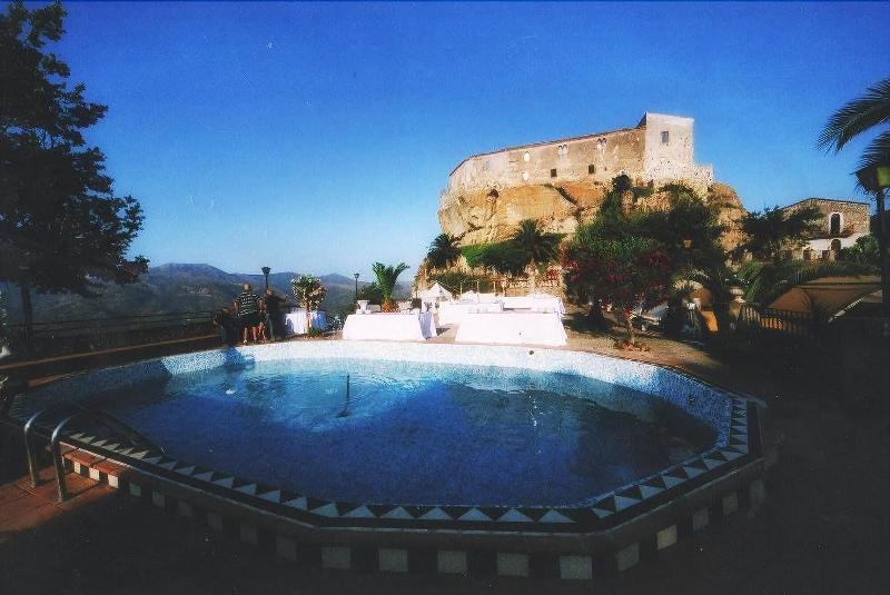 Hotel Florio Castiglione di Sicilia Kültér fotó
